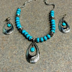 Brighton ladies necklace and earring set